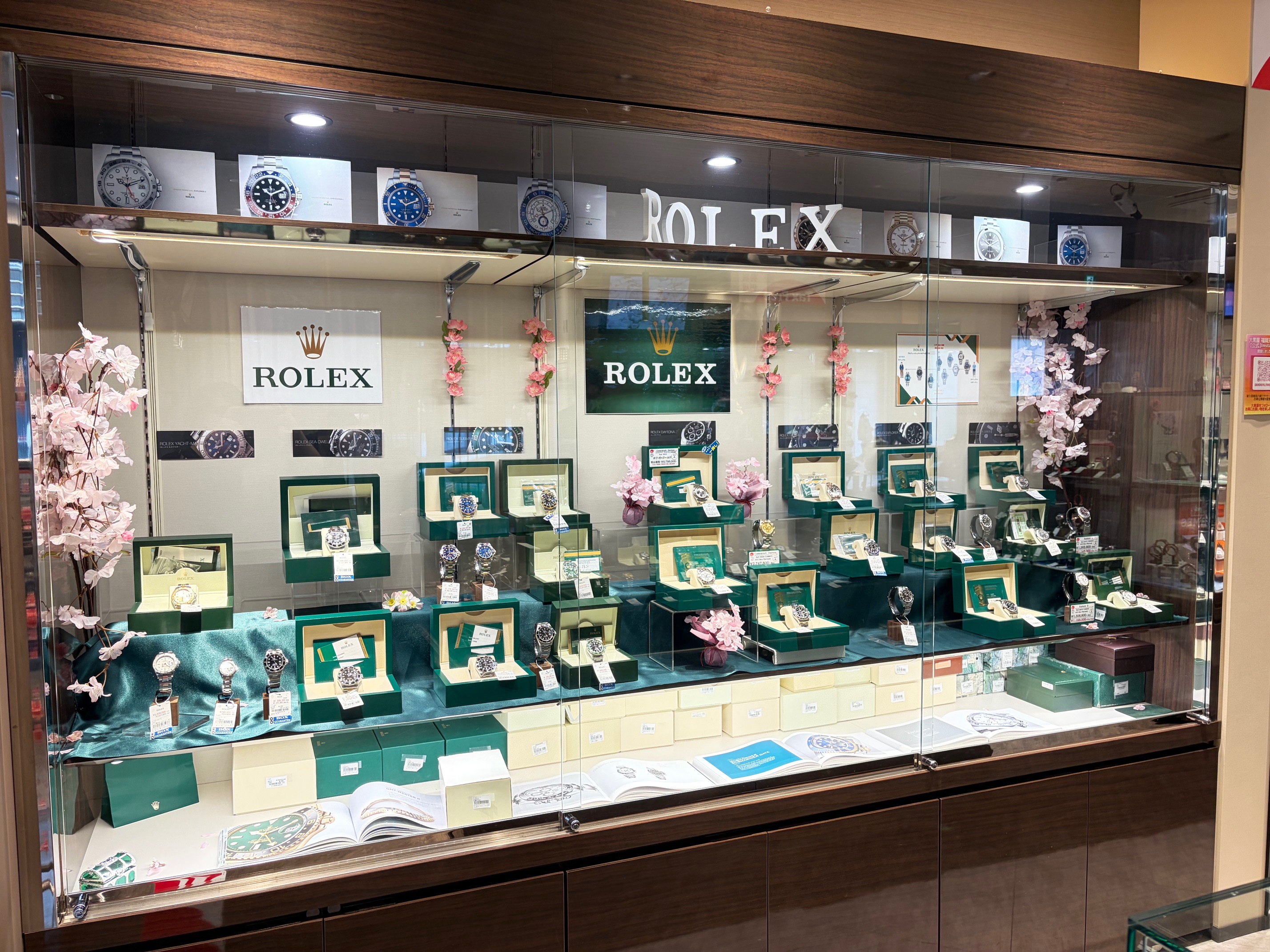 福岡天神本館 店舗写真 3